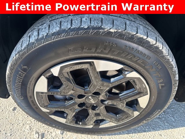 Used 2024 Kia Sorento S image 27