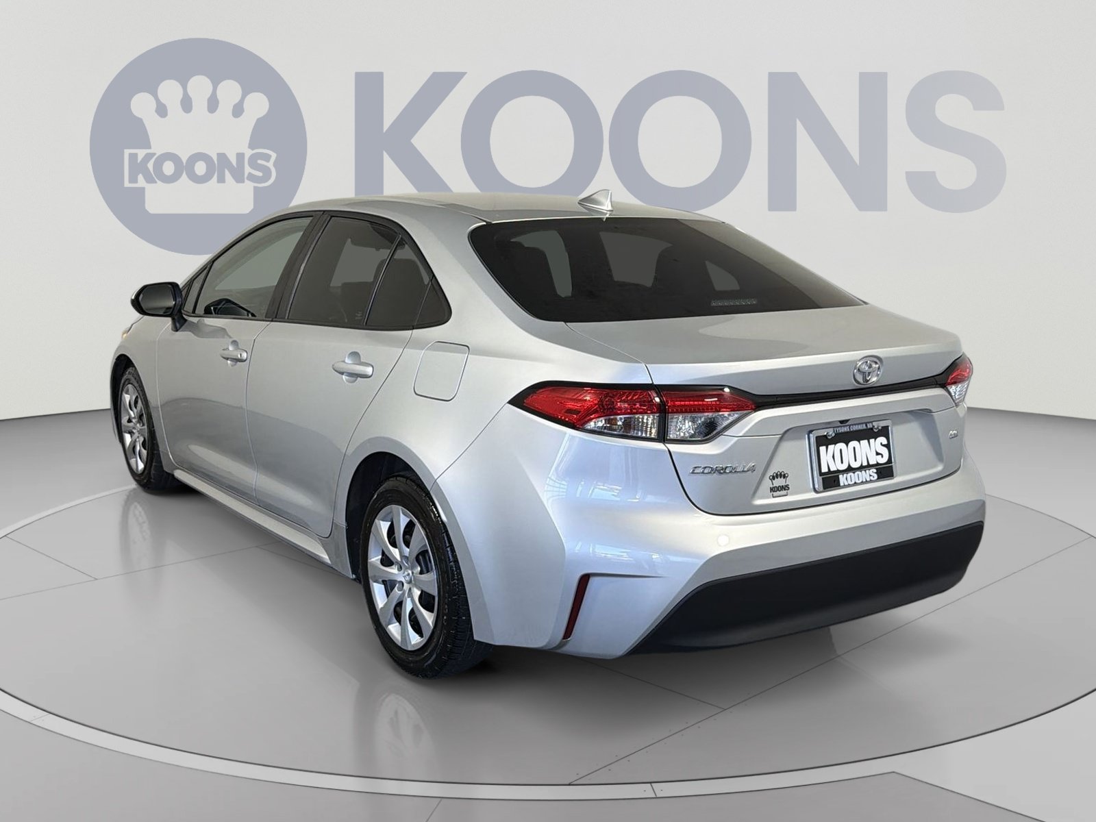Used 2023 Toyota Corolla LE FWD image 4
