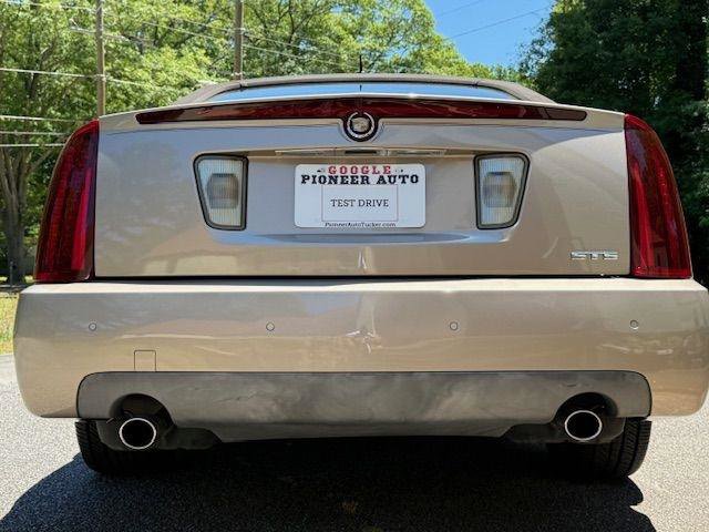 Used 2005 Cadillac STS w/ Preferred Equipment Group RWD image 6