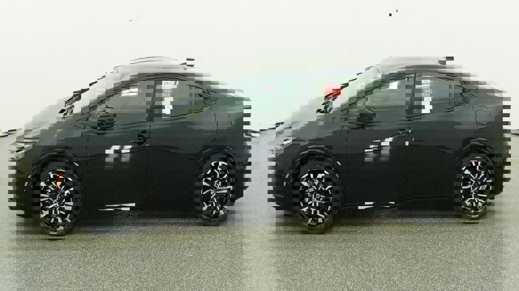 New 2026 Toyota Prius Plug-In Hybrid image 3