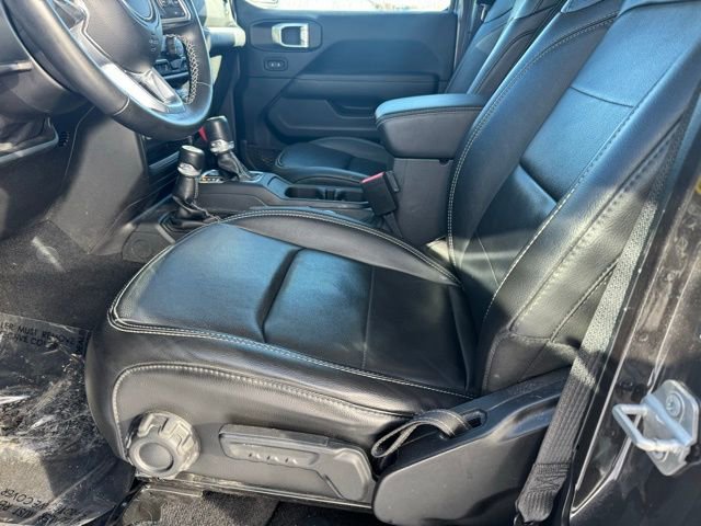 Used 2021 Jeep Wrangler Unlimited Sahara image 5