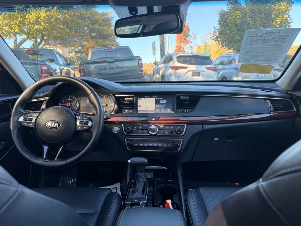 Used 2019 Kia Cadenza Technology FWD image 18