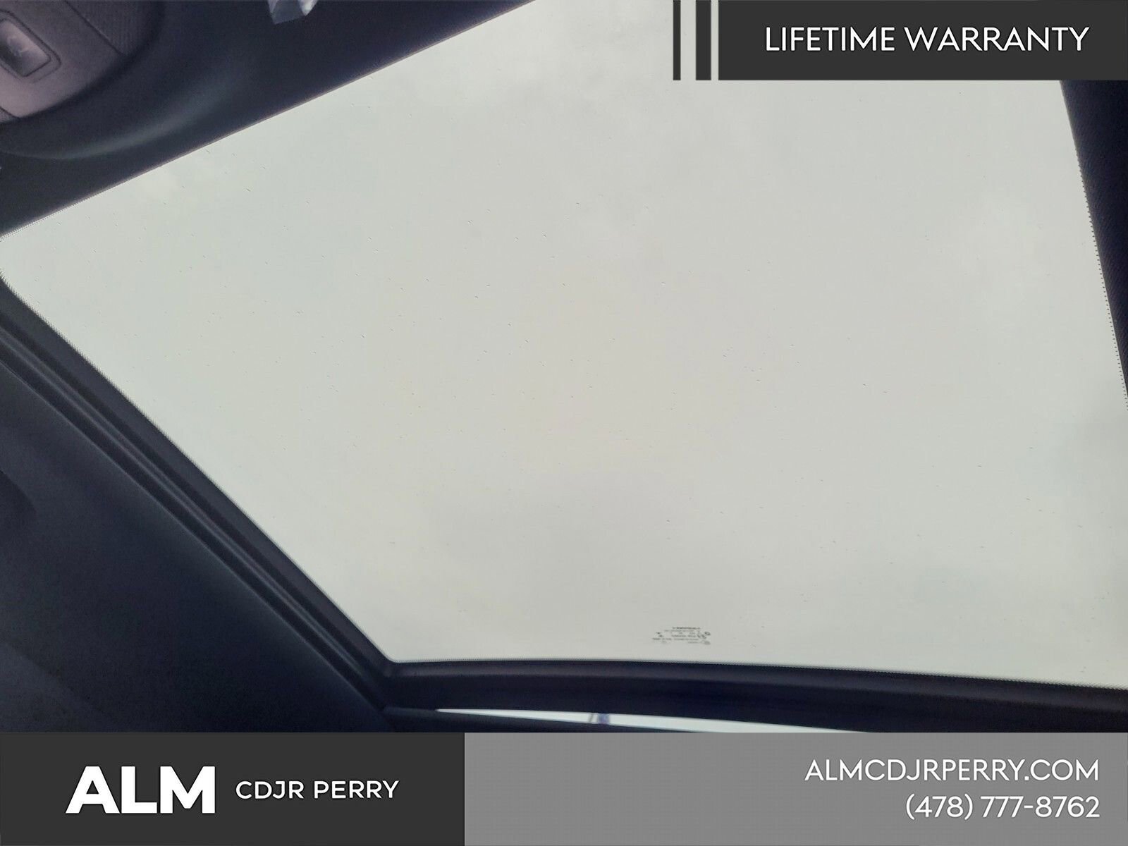 New 2026 Jeep Compass Trailhawk w/ Sun, Sound & Navigation Group AWD/4WD image 18