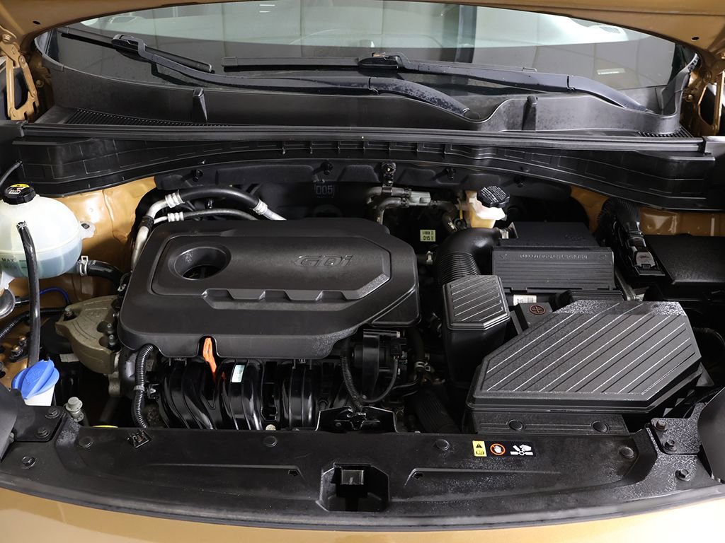 Used 2019 Kia Sportage LX w/ Option Group 017 FWD image 17