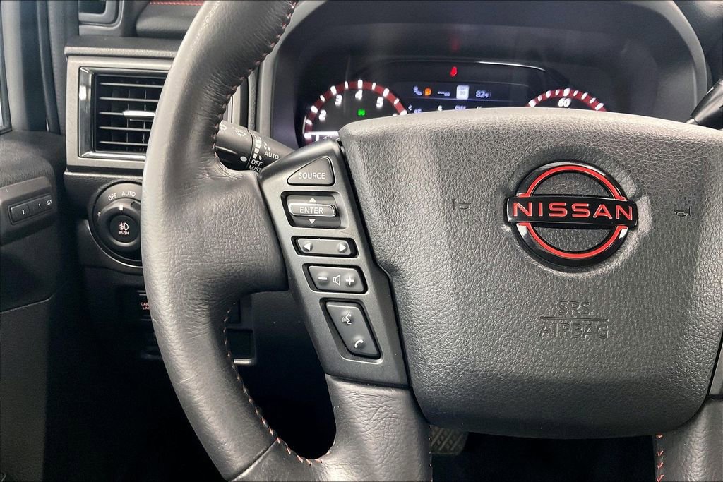 Used 2024 Nissan Titan PRO-4X w/ Pro-4x Convenience Package AWD/4WD image 23