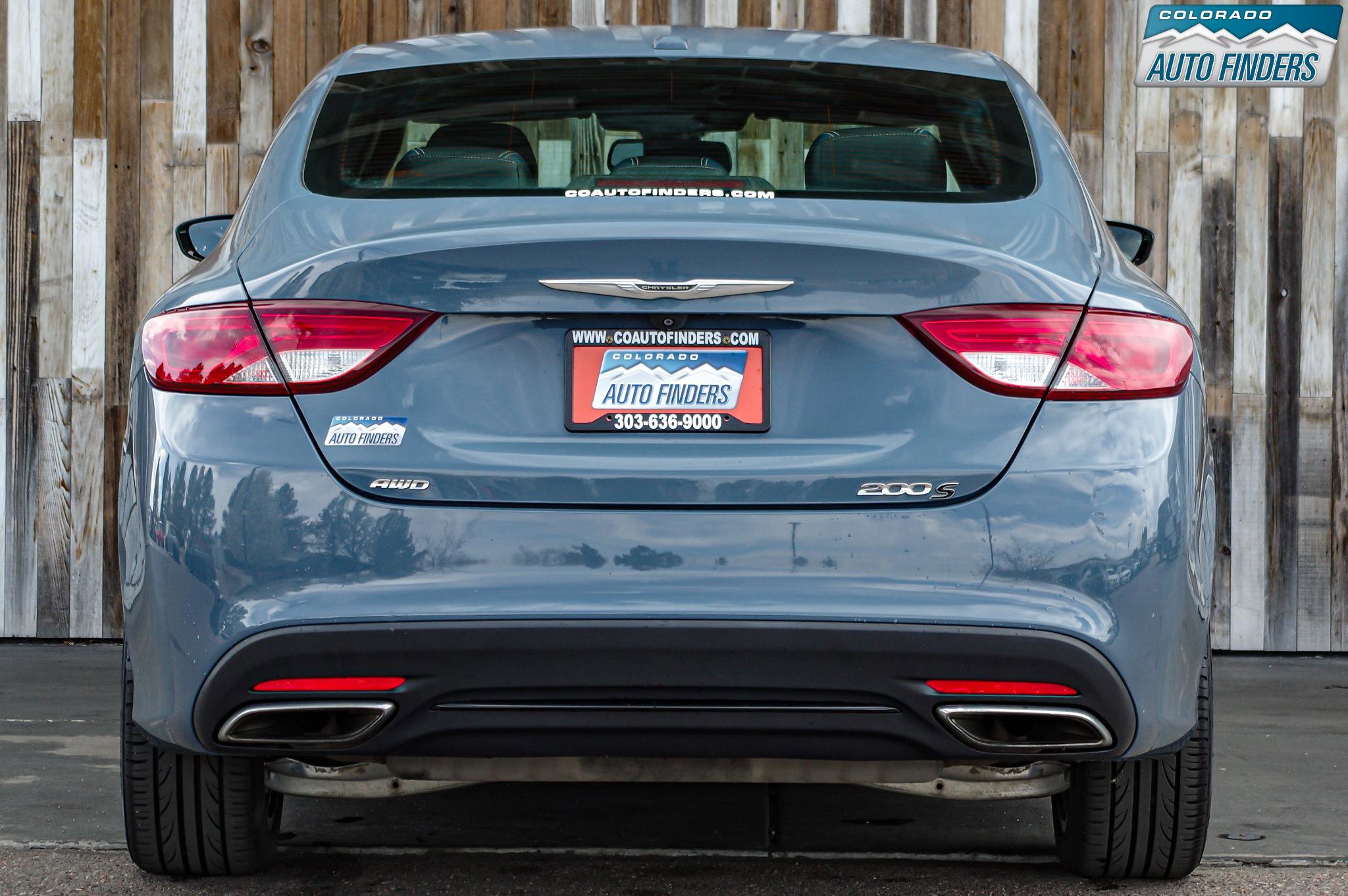 Used 2015 Chrysler 200 S w/ Comfort Group image 5