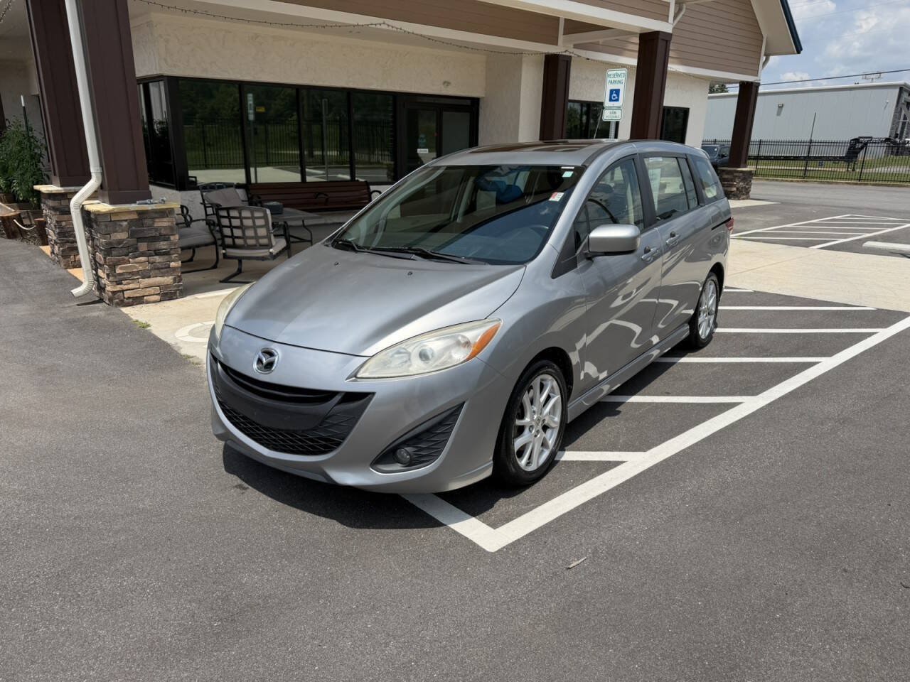 Used 2012 MAZDA MAZDA5 Touring w/ Moonroof & Audio Pkg FWD image 2