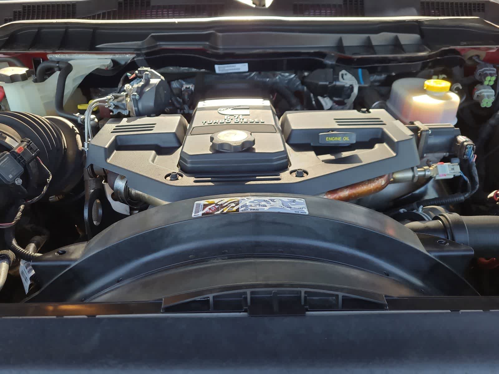 Used 2014 RAM 2500 Limited AWD/4WD image 17