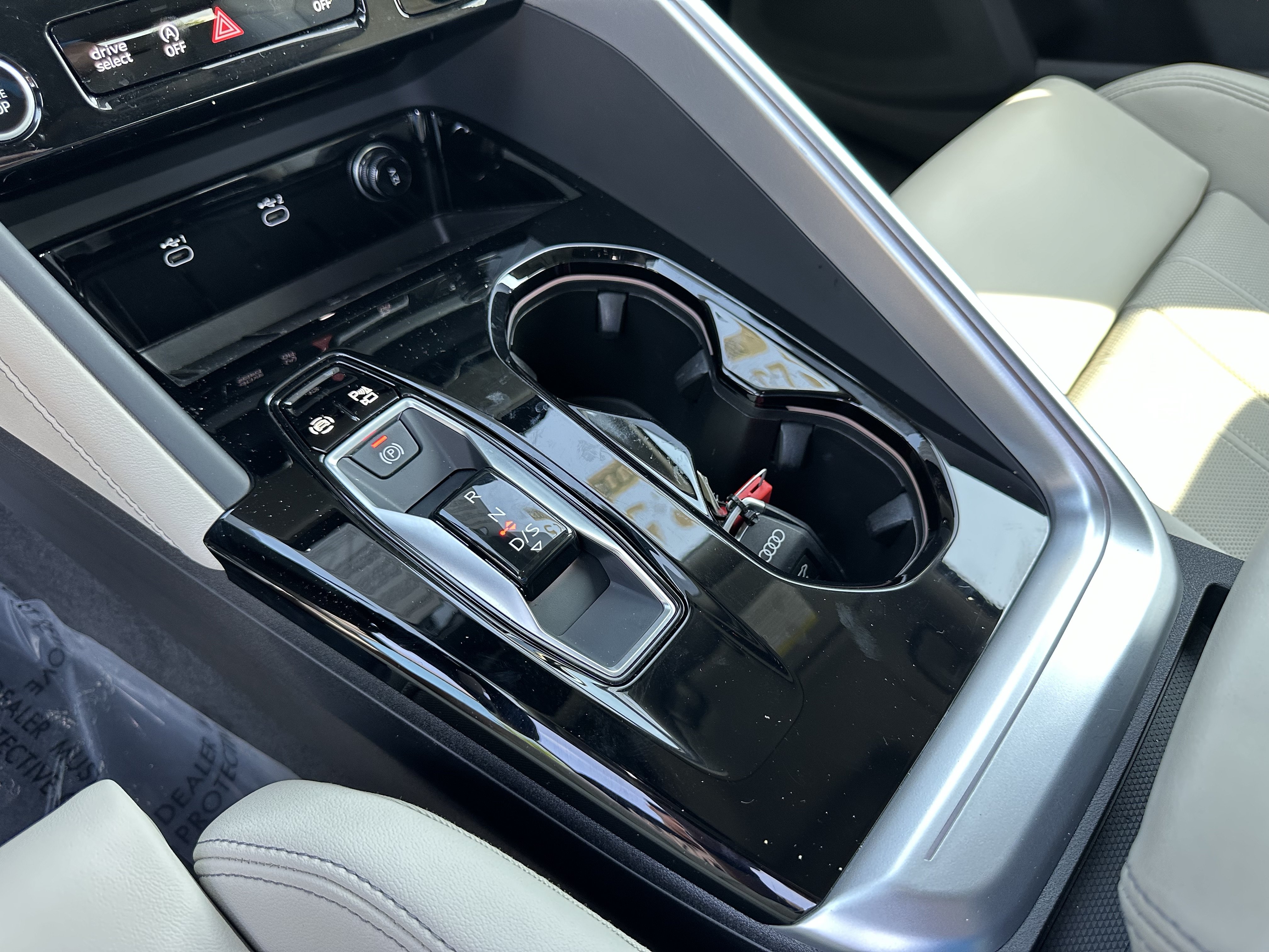 Certified 2025 Audi Q5 Premium Plus w/ Premium Plus AWD/4WD image 32