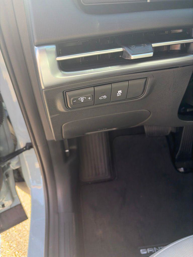 New 2027 Hyundai Santa Cruz SE AWD/4WD image 16