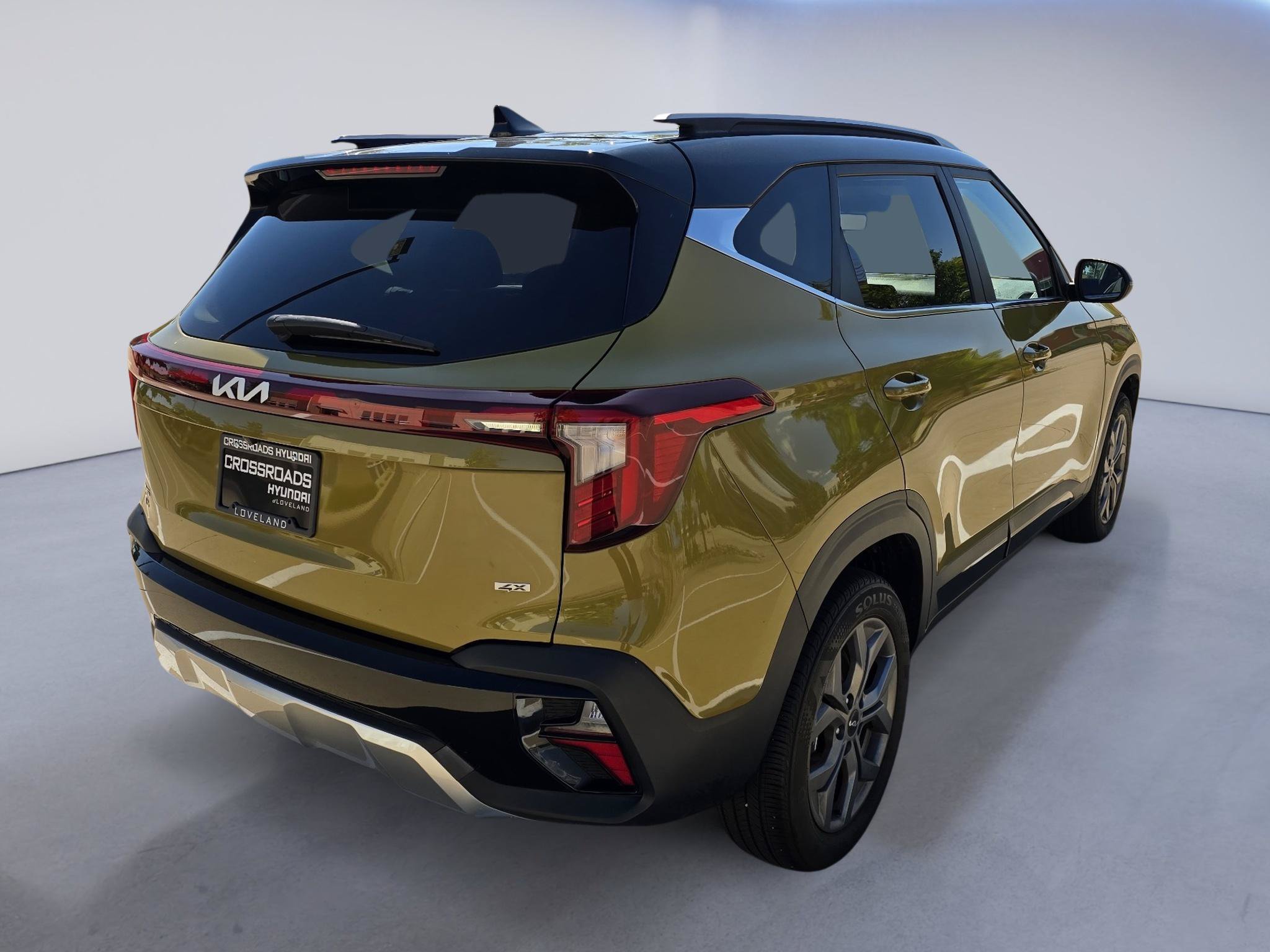 Used 2024 Kia Seltos S AWD/4WD image 6