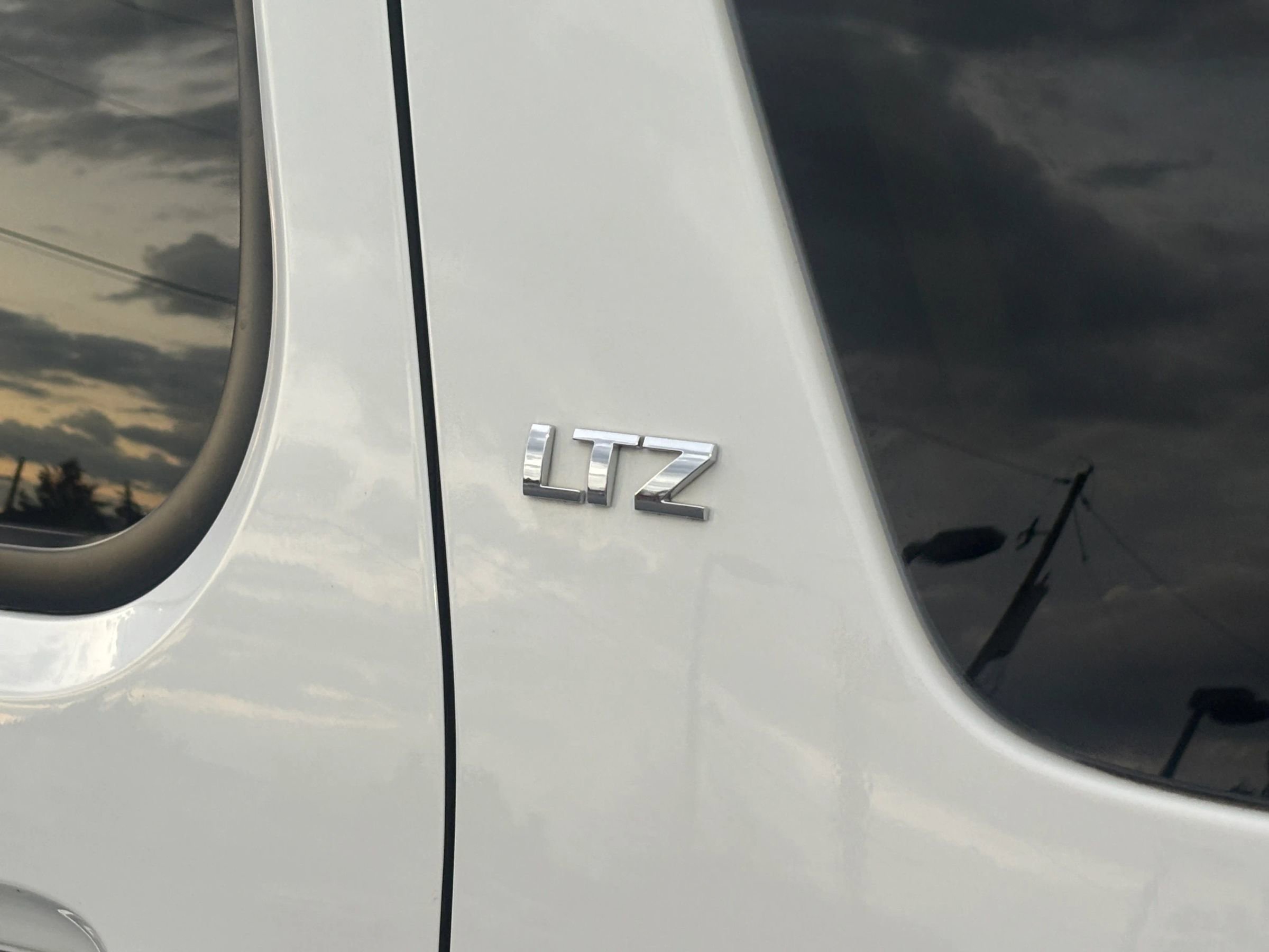 Used 2011 Chevrolet Tahoe LTZ image 33