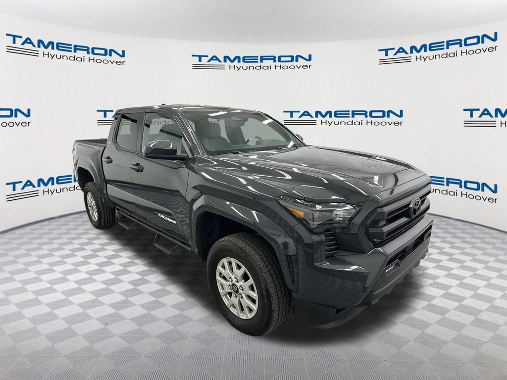 Used 2024 Toyota Tacoma SR5 AWD/4WD image 7