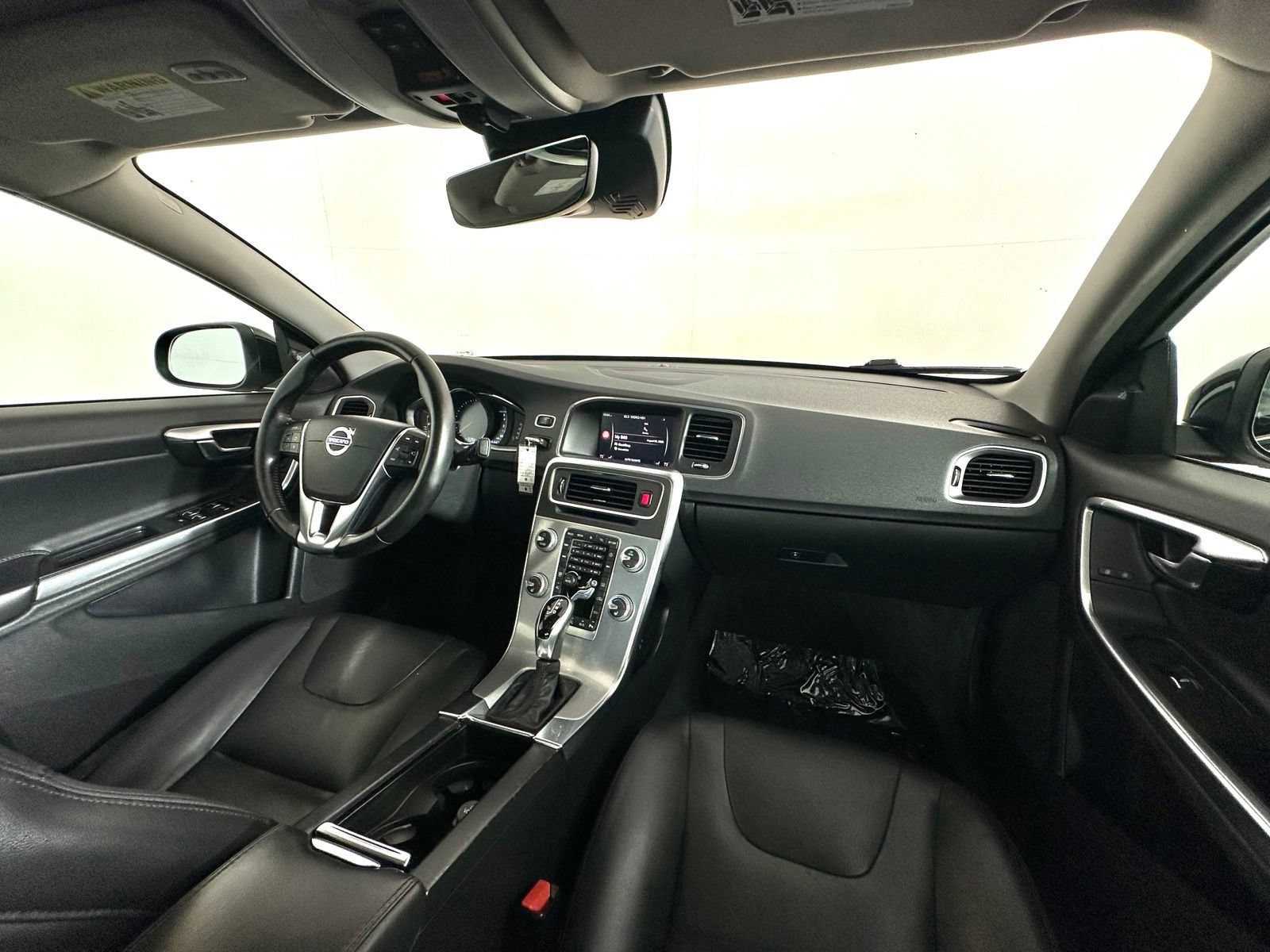Used 2018 Volvo S60 T5 Inscription AWD/4WD image 2