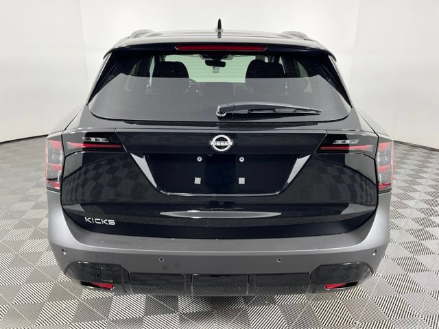 New 2026 Nissan Kicks SV w/ SV Premium Package FWD image 11