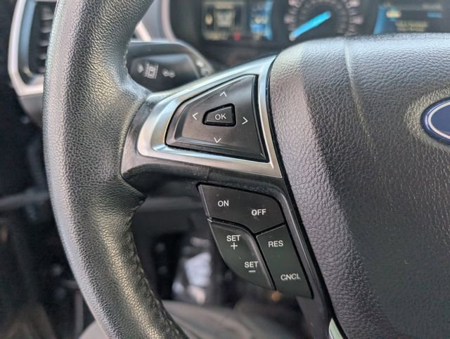 Used 2024 Ford Edge SEL image 11