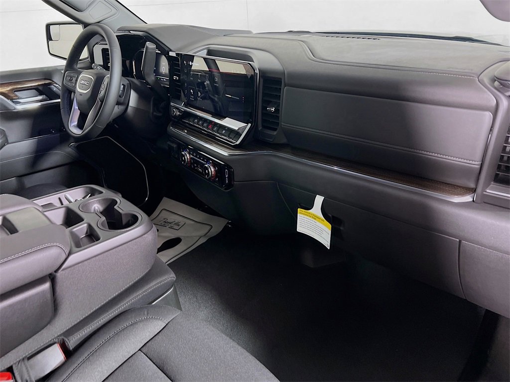 Used 2025 GMC Sierra 1500 Elevation image 25