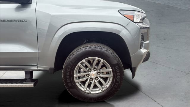 Certified 2024 Chevrolet Colorado LT w/ LT Convenience Package image 31