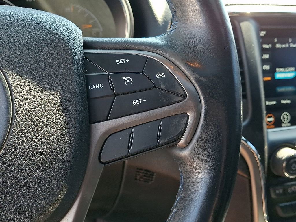 Used 2018 Jeep Grand Cherokee Laredo image 23