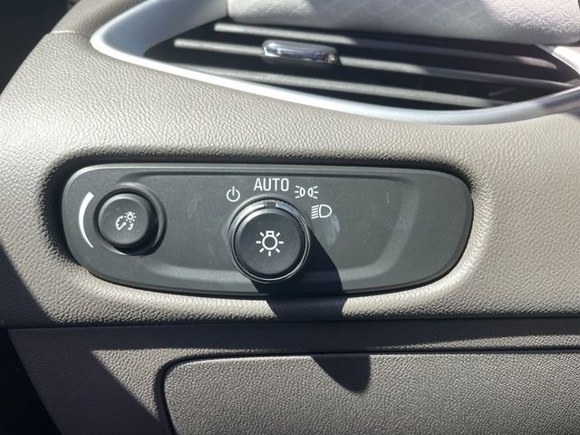 Used 2023 Chevrolet Malibu LS image 33