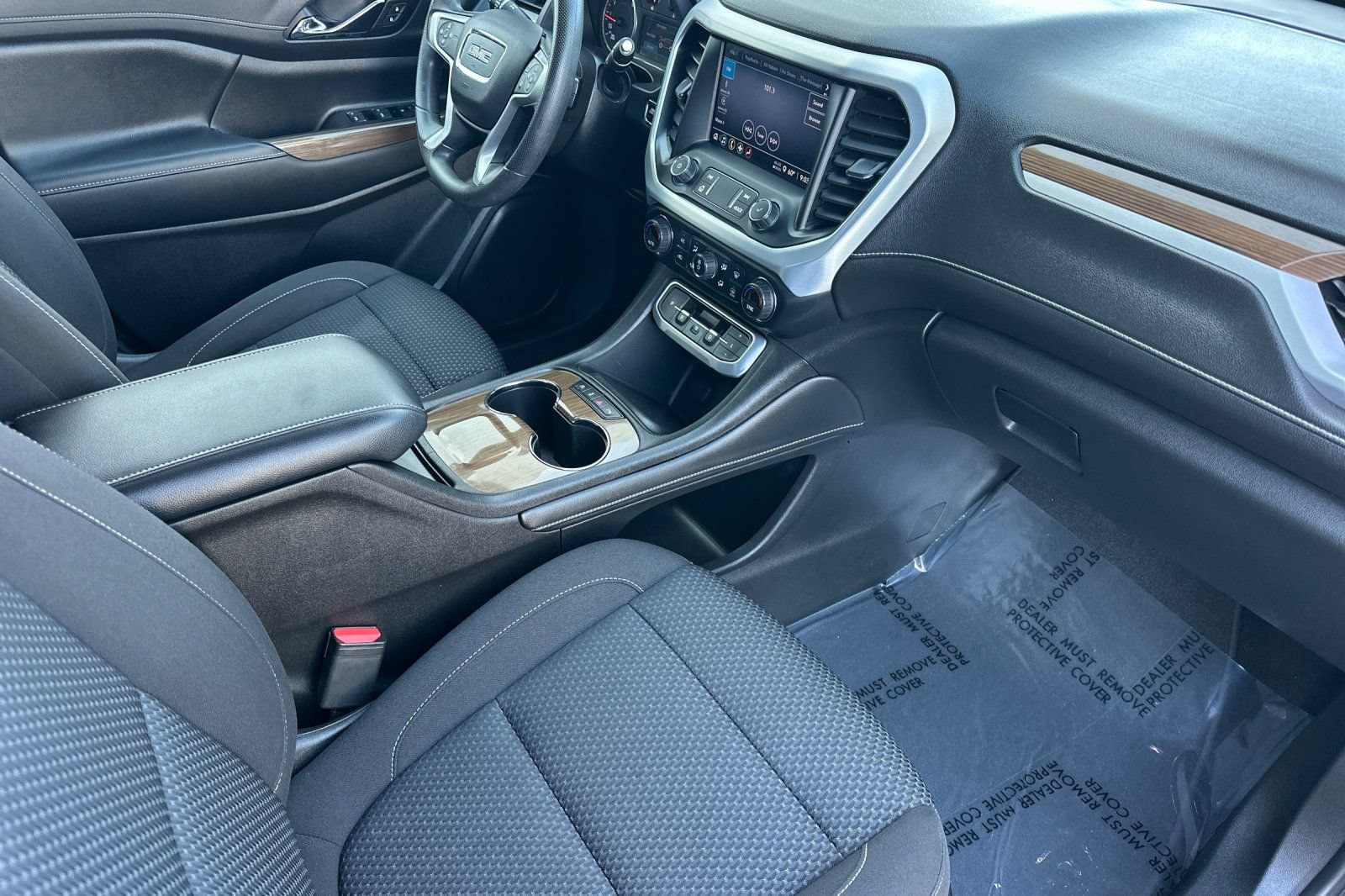Certified 2021 GMC Acadia SLE w/ LPO, Cargo Package FWD image 21