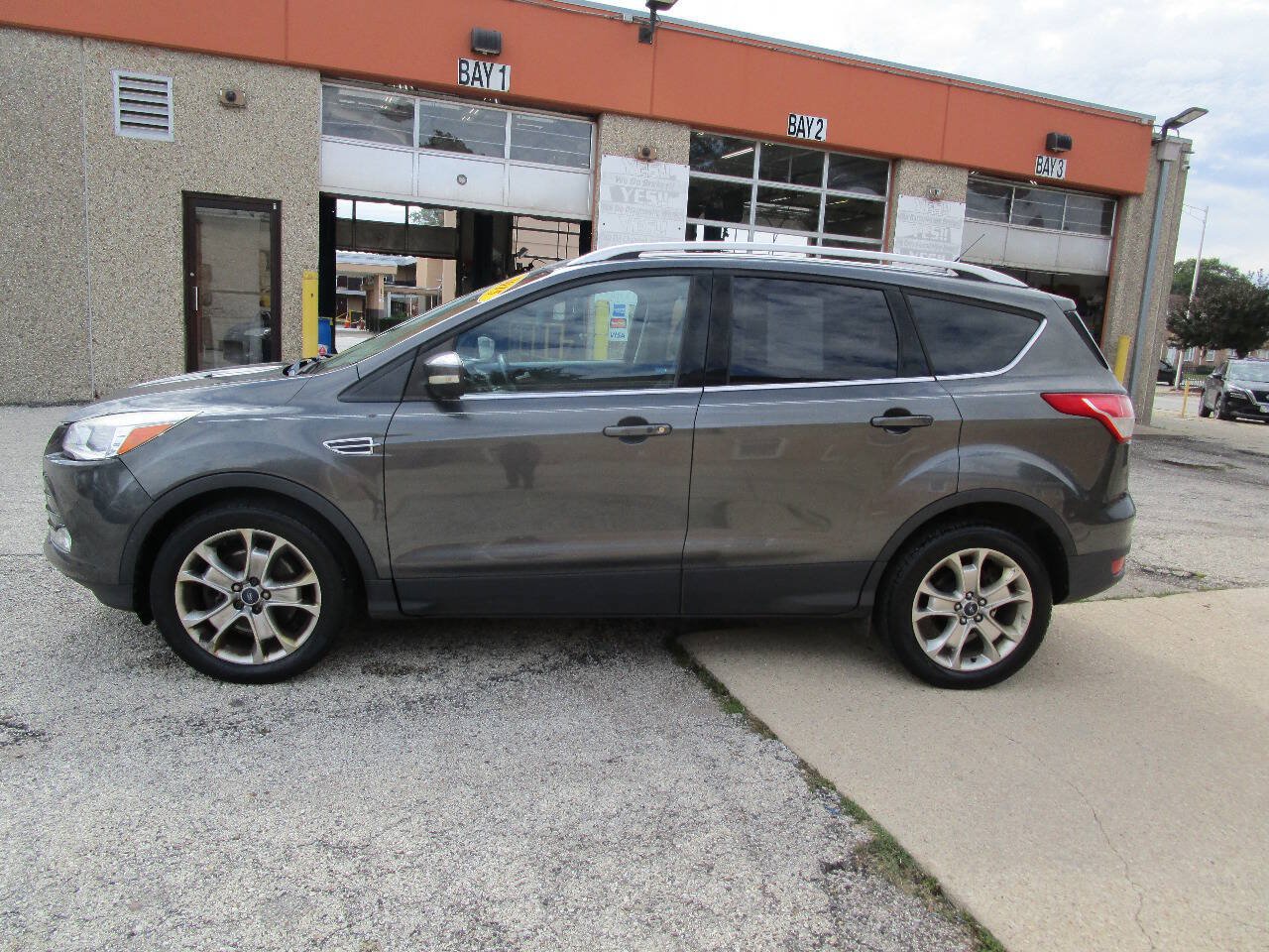 Used 2015 Ford Escape Titanium AWD/4WD image 7