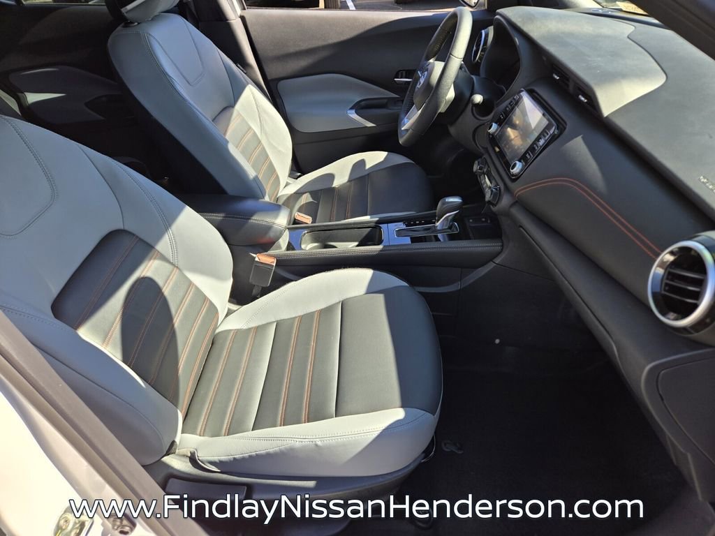 Used 2024 Nissan Kicks SR w/ SR Premium Package image 16