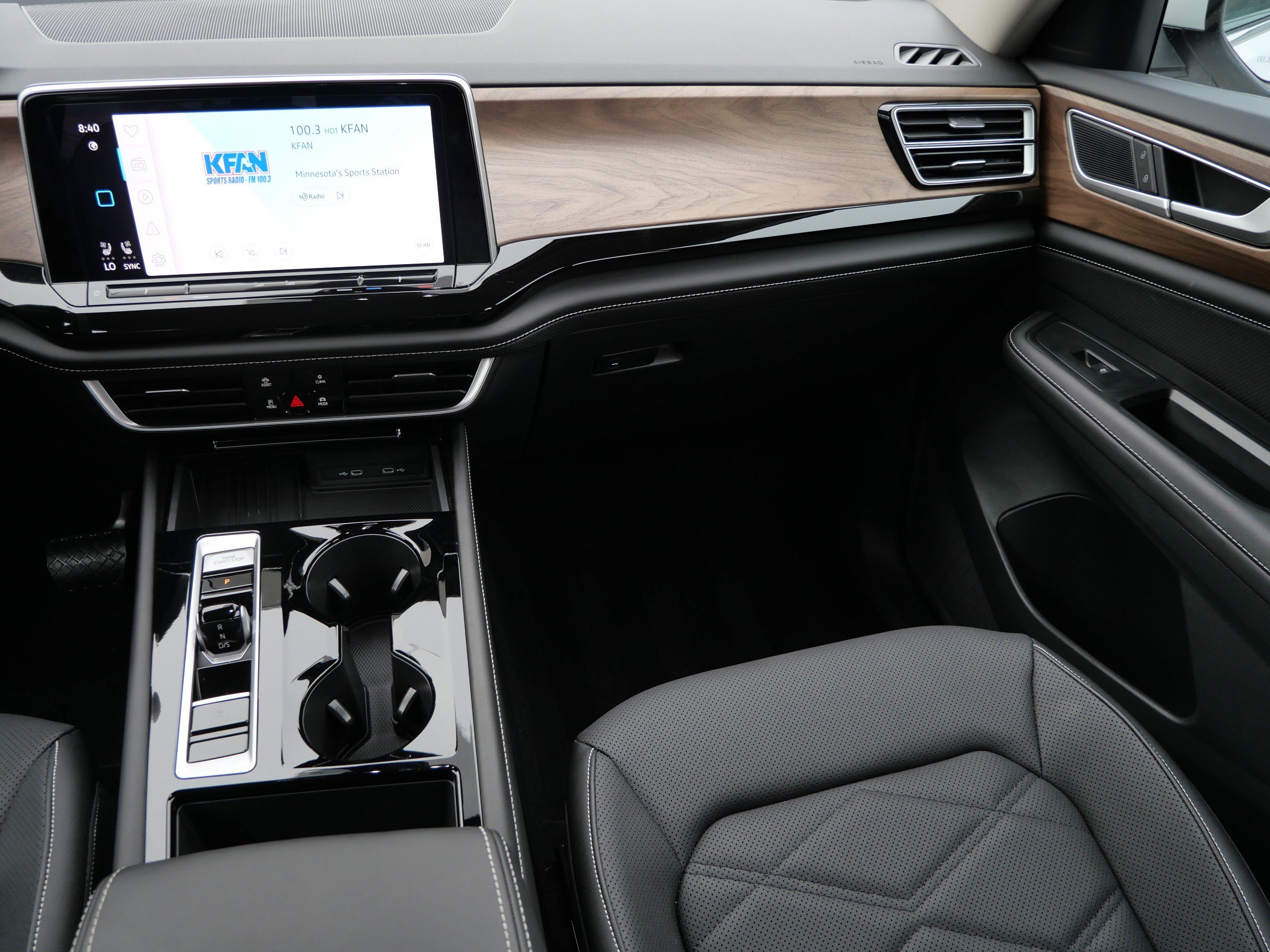 Certified 2026 Volkswagen Atlas SE AWD/4WD image 11