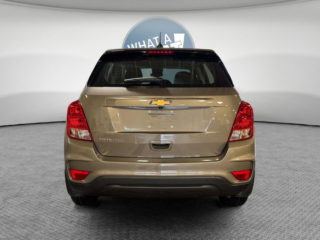 Used 2021 Chevrolet Trax LS w/ LPO, Protection Package AWD/4WD image 5