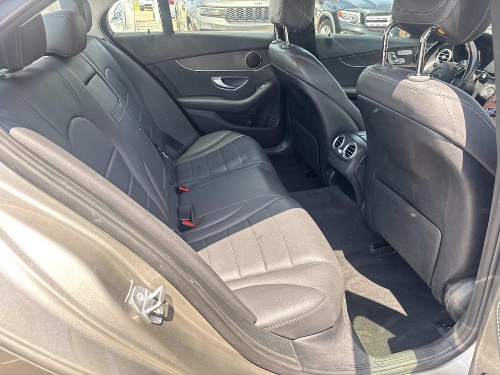Used 2019 Mercedes-Benz C 300 Sedan image 11