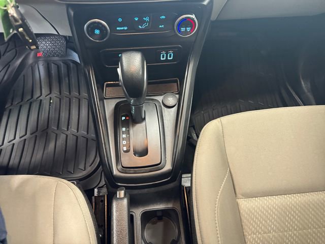 Used 2020 Ford EcoSport S image 14