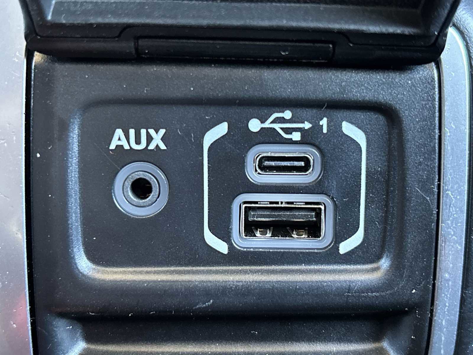 Certified 2020 Jeep Wrangler Sport image 29