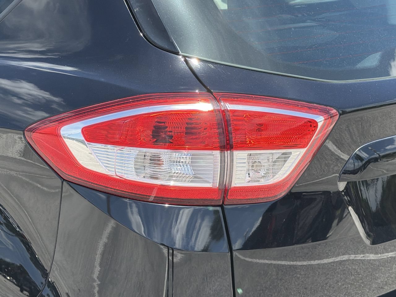 Used 2018 Ford C-MAX SE FWD image 7