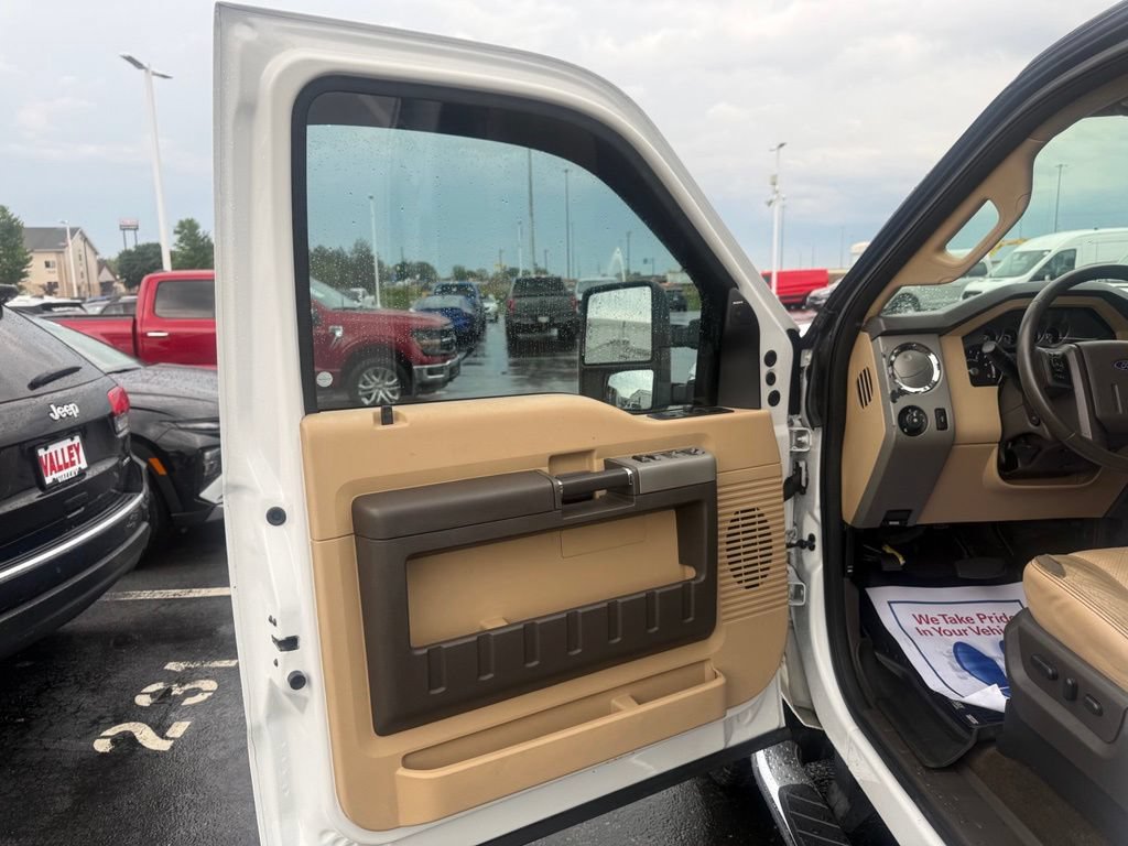 Used 2016 Ford F350 Lariat w/ Lariat Interior Package AWD/4WD image 18