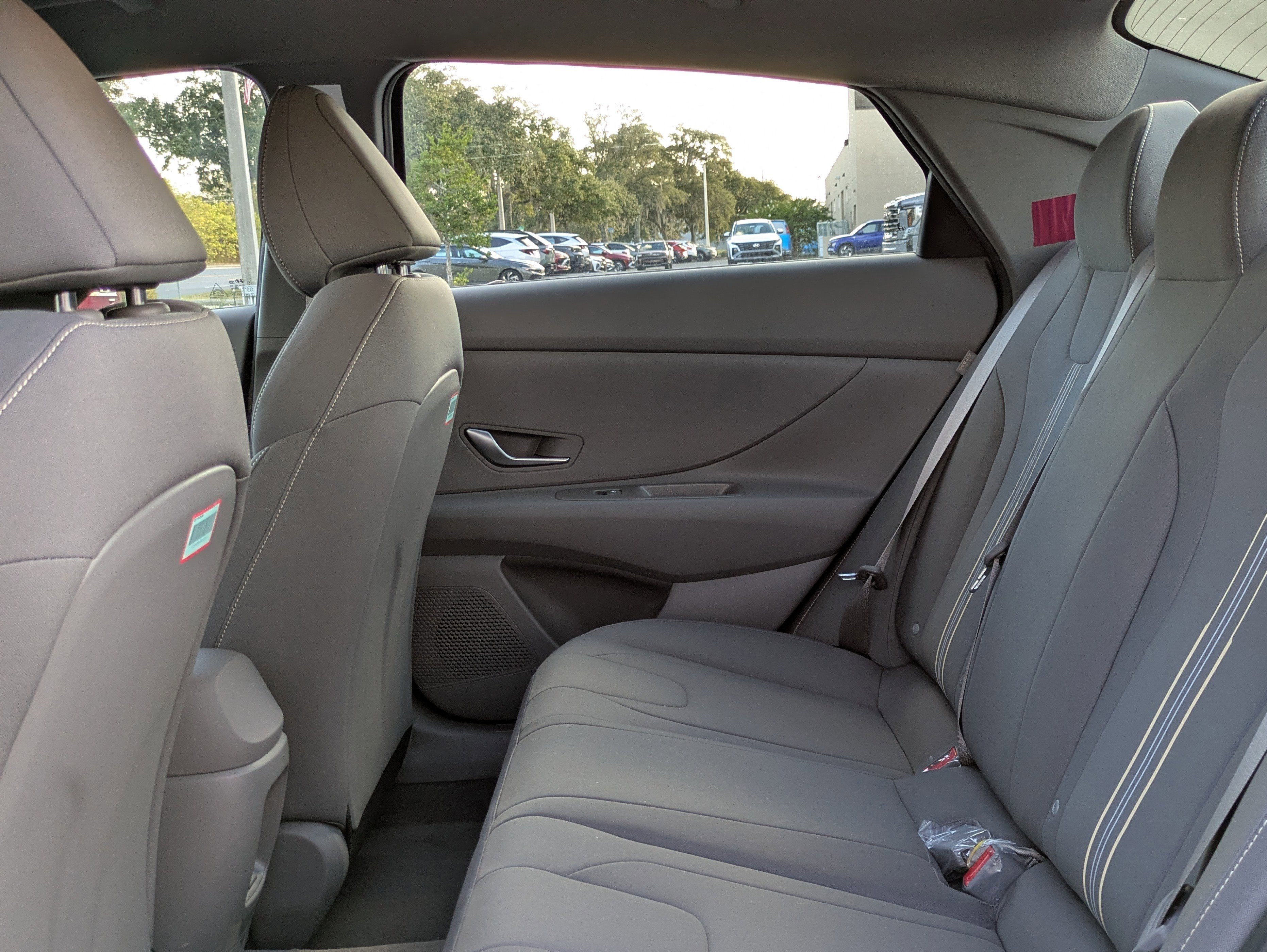 New 2026 Hyundai Elantra Blue image 17