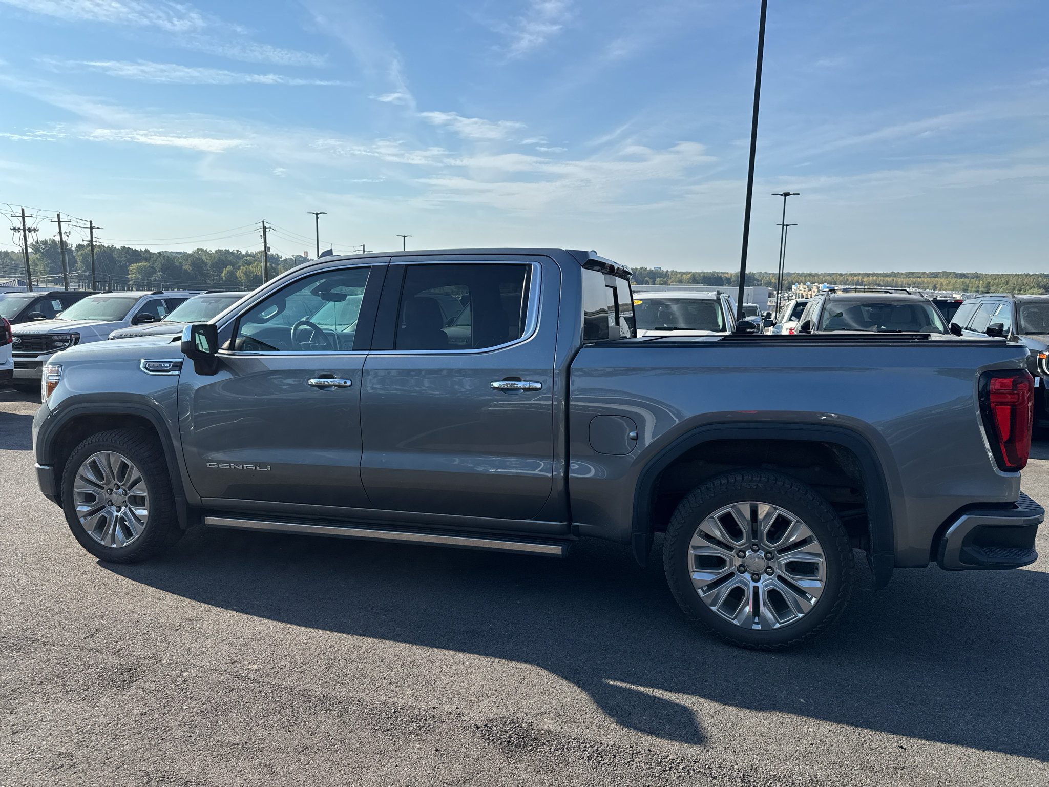 Used 2021 GMC Sierra 1500 Denali w/ Denali Ultimate Package AWD/4WD image 12