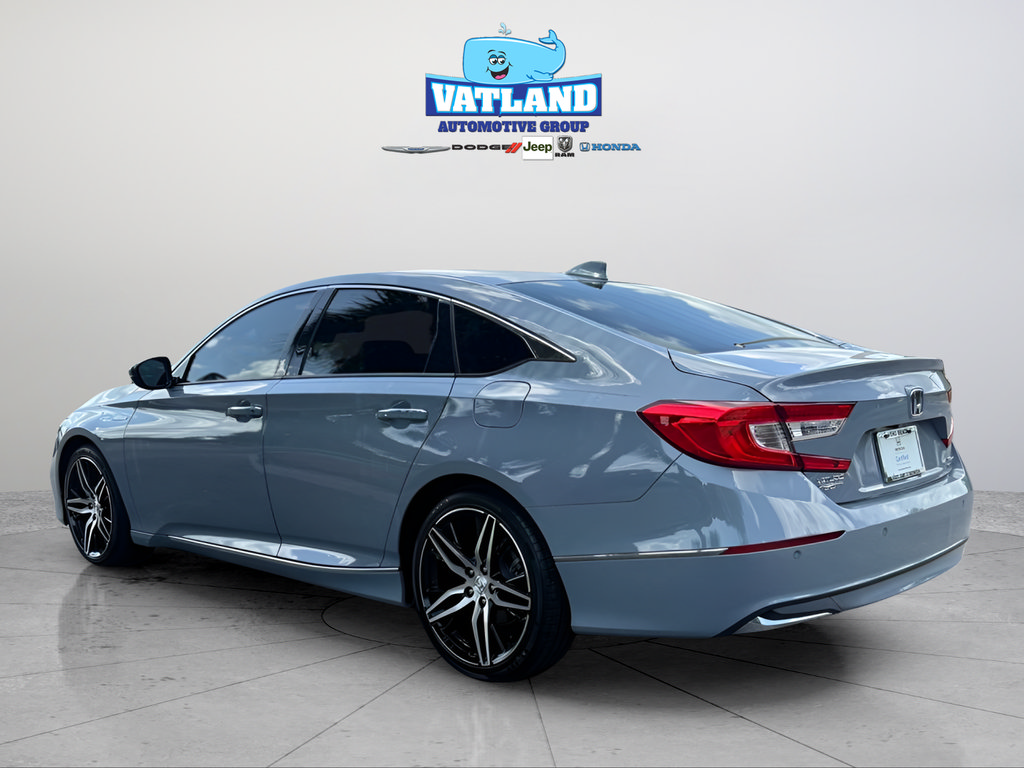 Certified 2022 Honda Accord Touring image 3