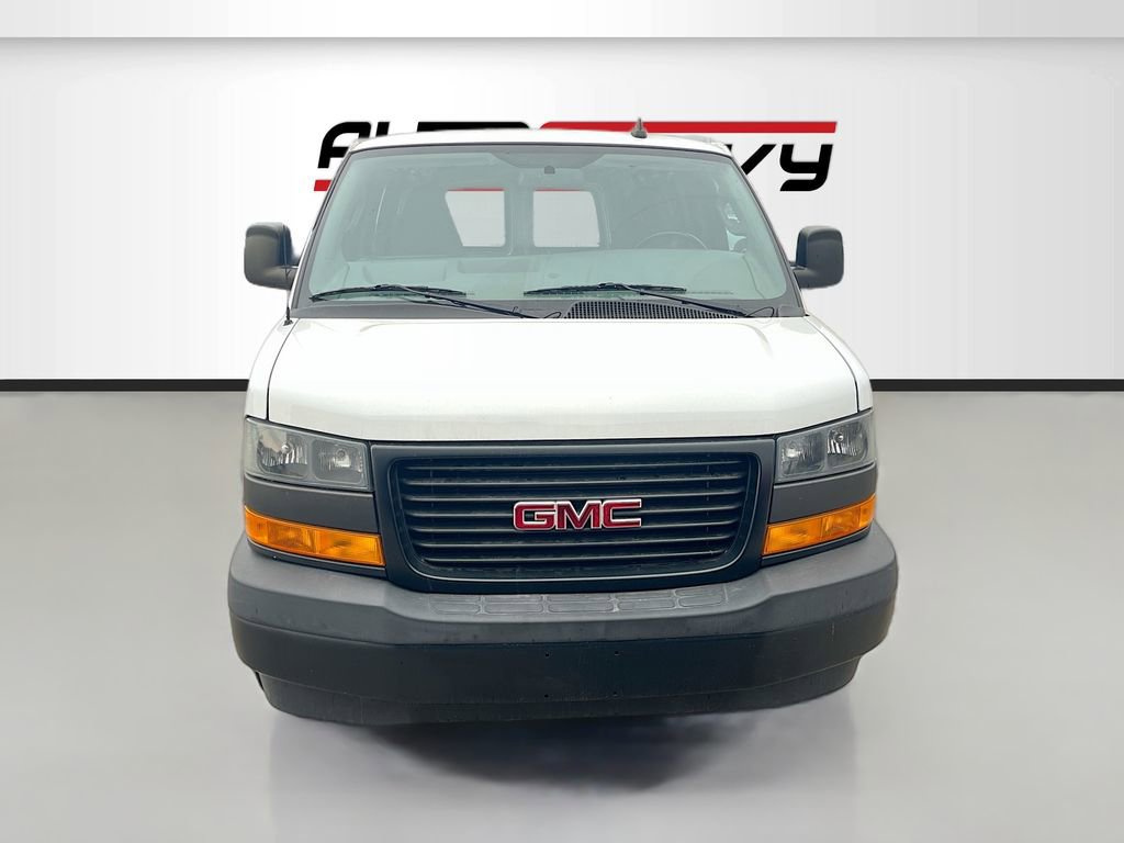 Used 2023 GMC Savana 3500 w/ Driver Convenience Package RWD image 26
