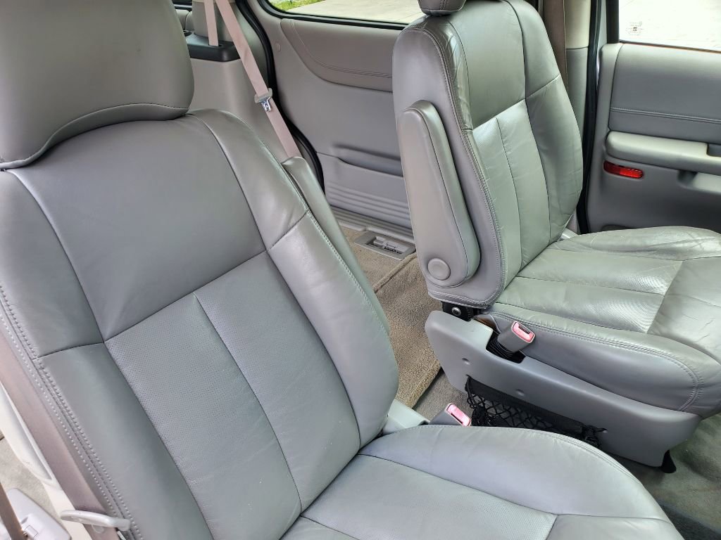 Used 2002 Oldsmobile Silhouette GLS w/ Towing Pkg FWD image 31