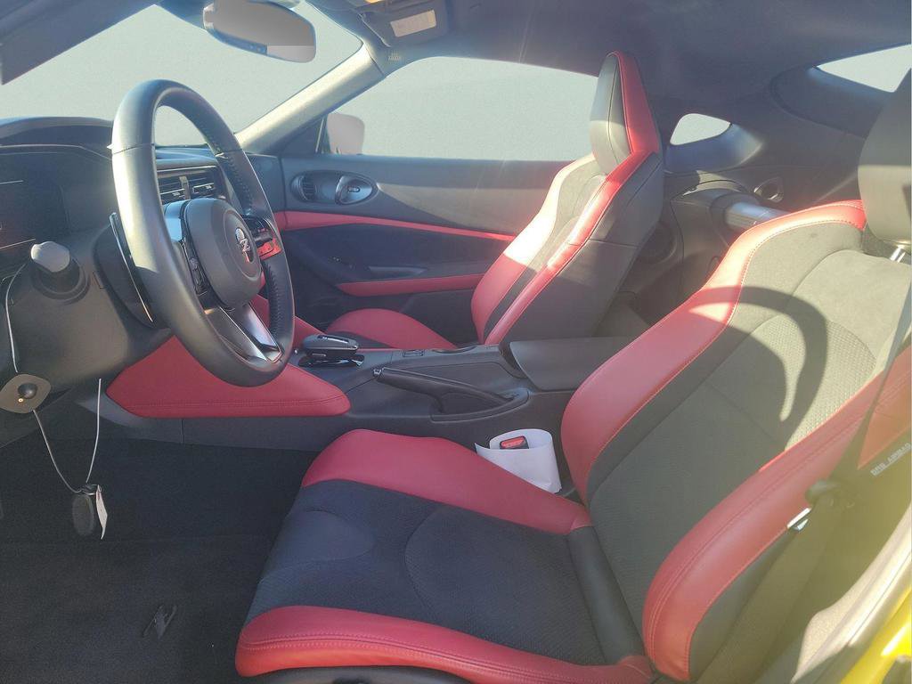 Used 2024 Nissan Z Performance w/ Floor Mat Package RWD image 8