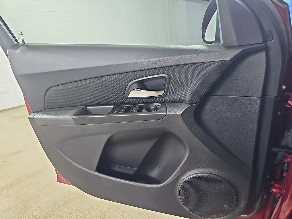 Used 2014 Chevrolet Cruze LTZ w/ RS Package FWD image 31