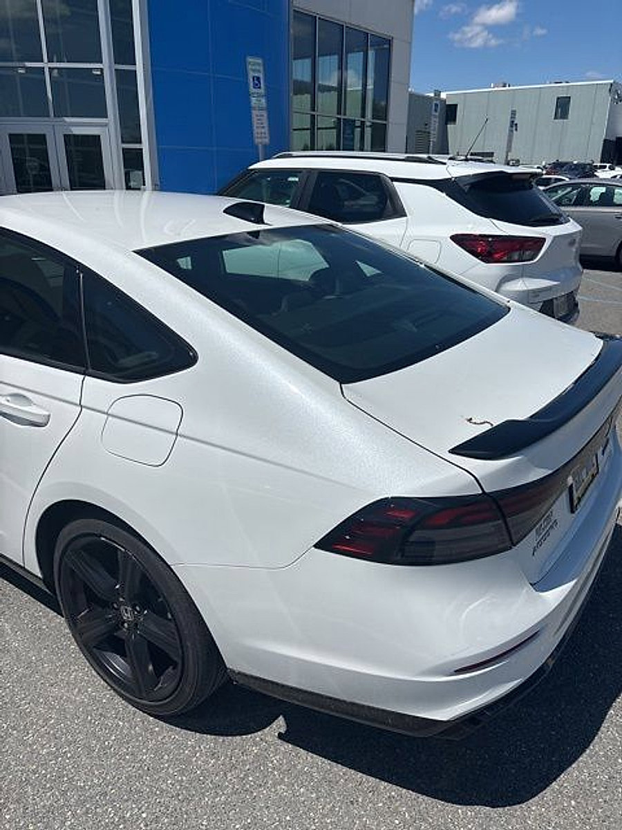Used 2023 Honda Accord Sport image 6