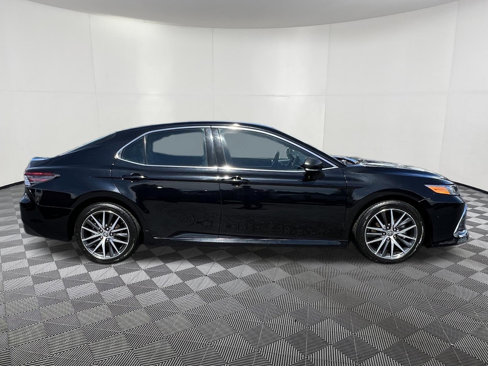Used 2023 Toyota Camry XLE w/ Cold Weather Package AWD/4WD image 7