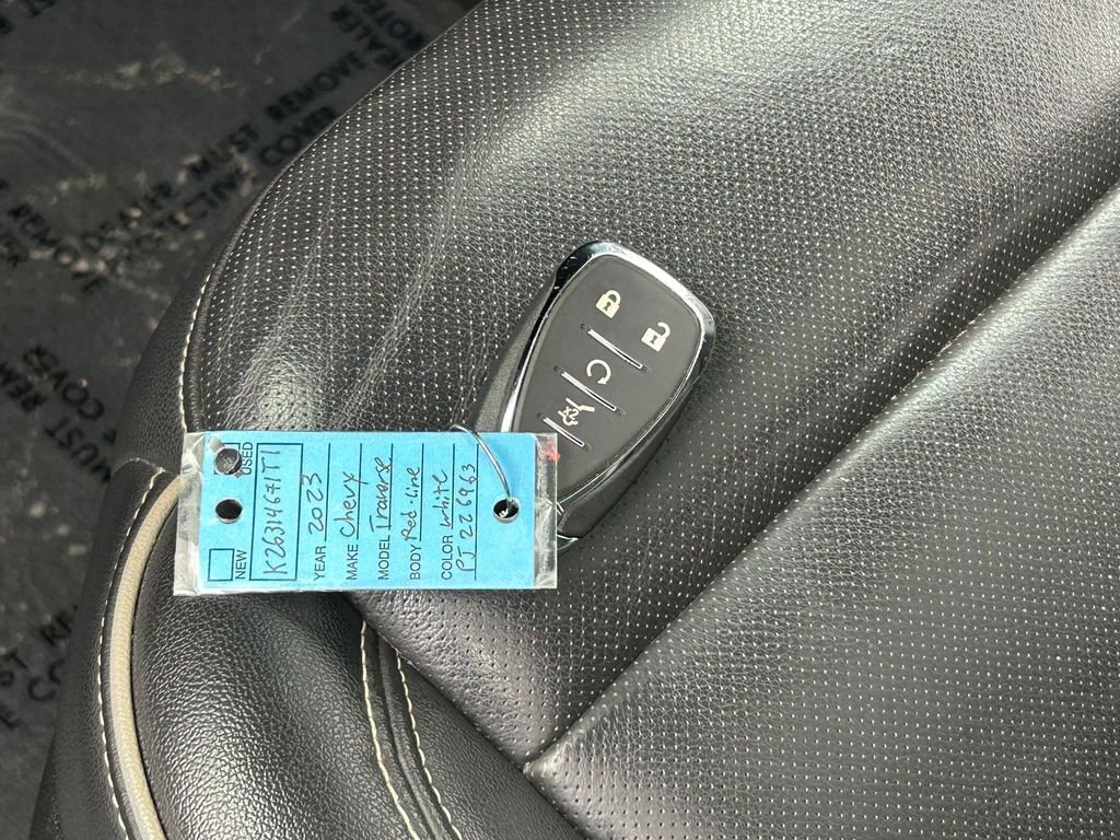 Used 2023 Chevrolet Traverse Premier w/ Redline Edition image 54