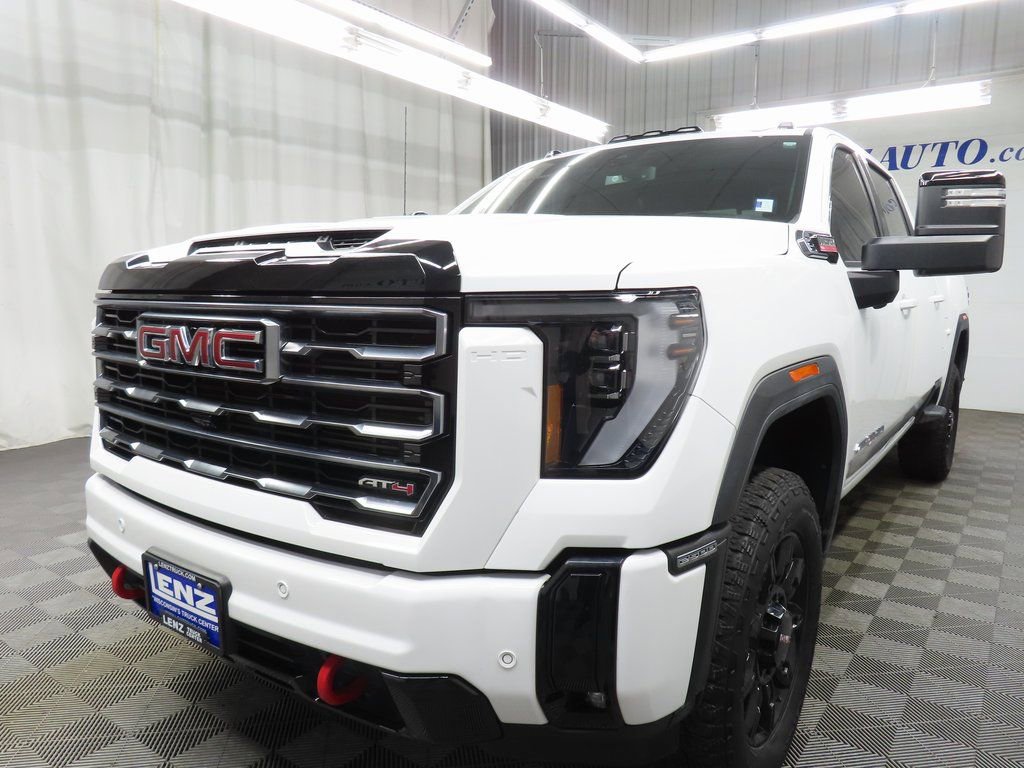 Used 2025 GMC Sierra 2500 AT4 AWD/4WD image 6