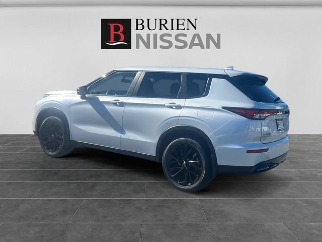New 2026 Nissan Rogue SL AWD/4WD image 3