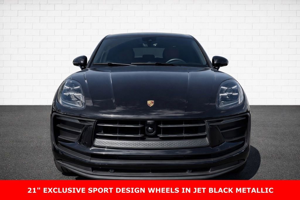 Used 2024 Porsche Macan Turbo image 2
