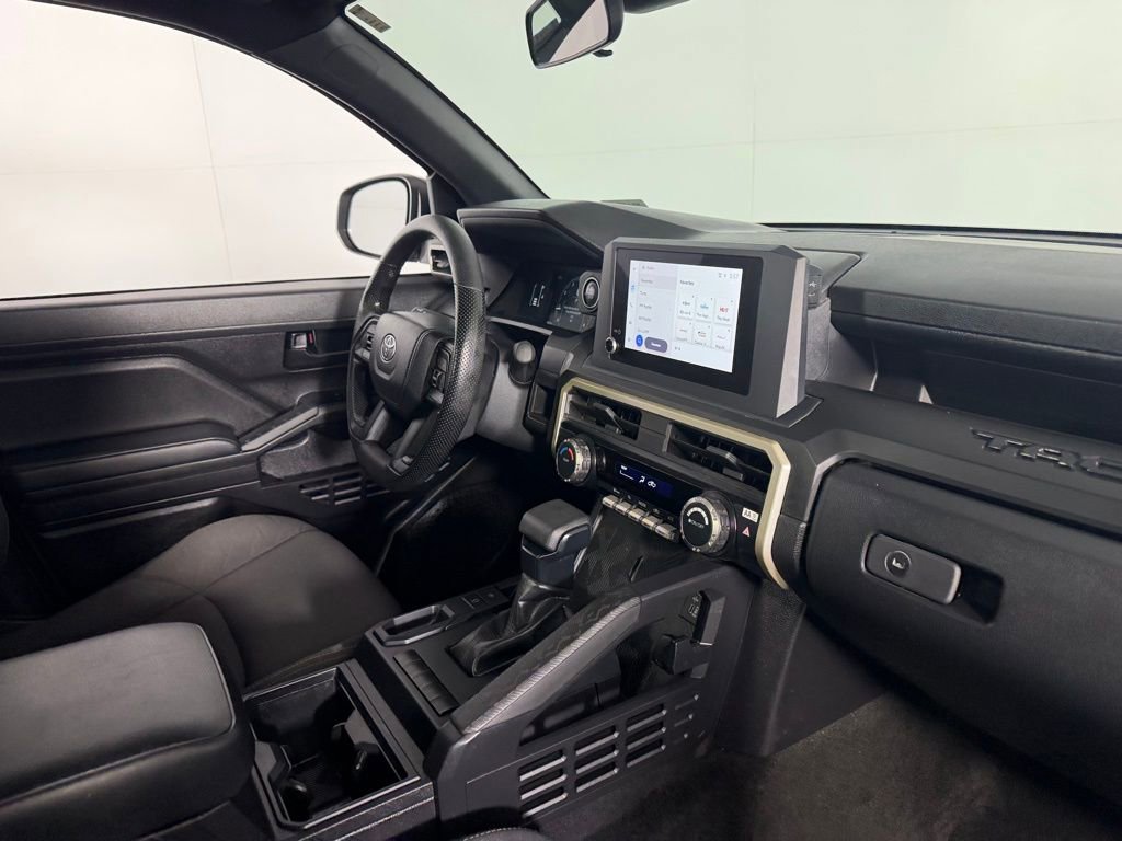 Used 2024 Toyota Tacoma SR image 23