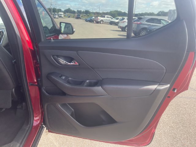 Used 2022 Chevrolet Traverse RS AWD/4WD image 33