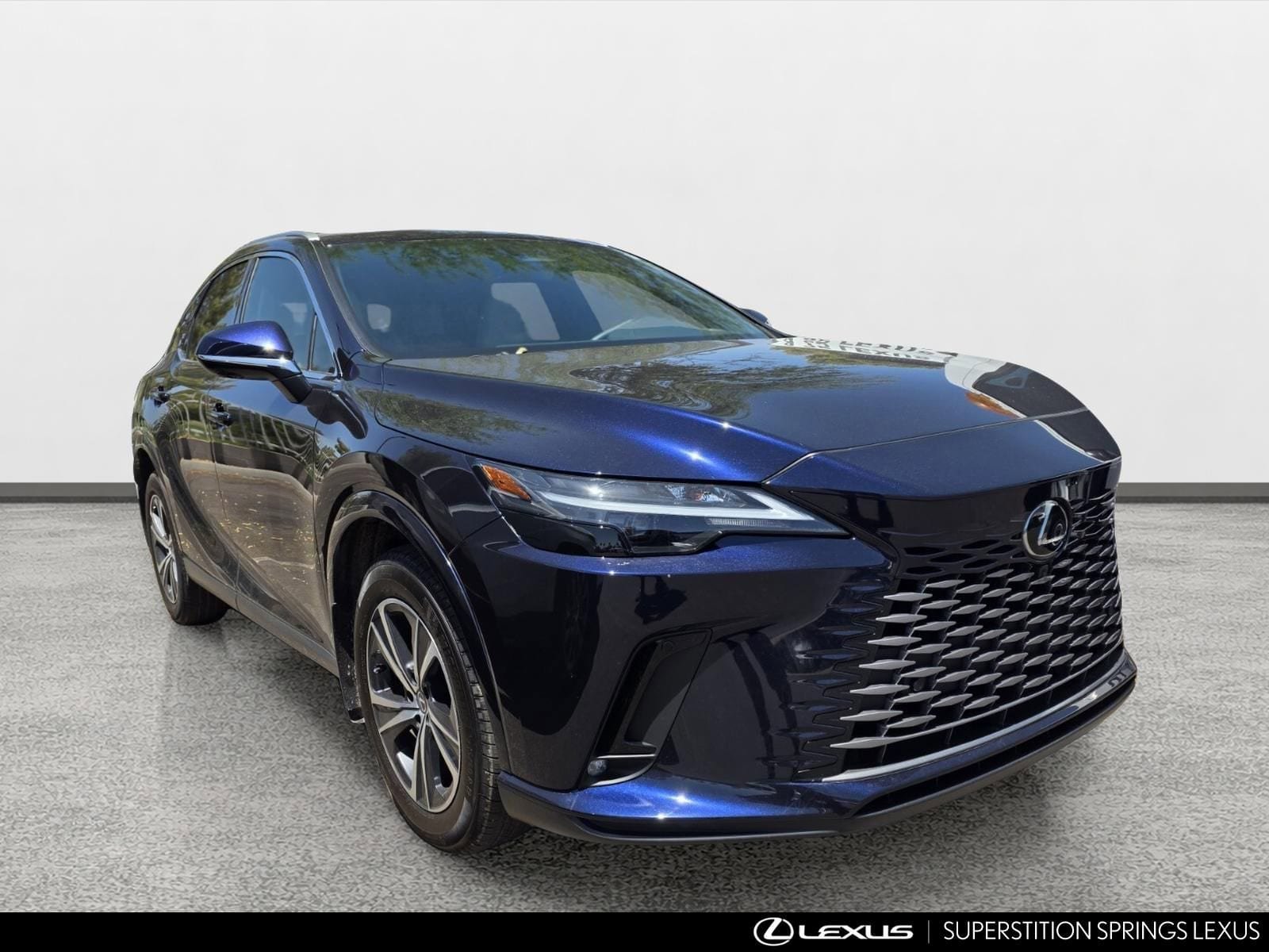 Used 2025 Lexus RX 350 Premium w/ Convenience Package FWD image 2
